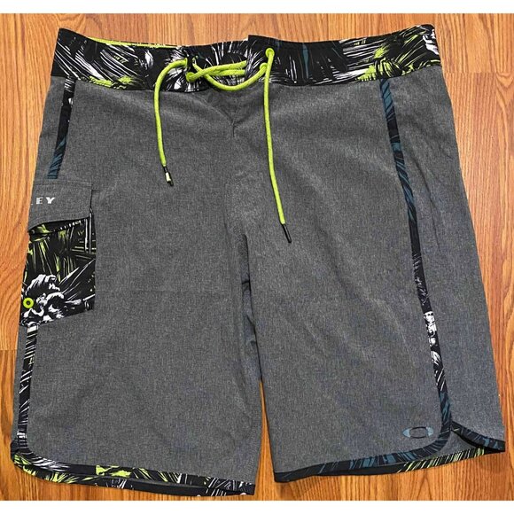 Oakley Board Short Tailored Fit Mens 32 9" Floral Swim Trunks - Picture 1 of 6